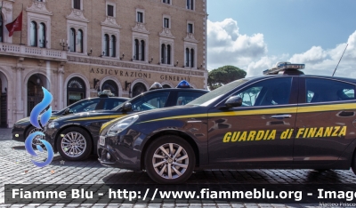 Alfa Romeo Nuova Giulia
Guardia di Finanza
Allestimento FCA
GdiF 421 BQ
Parole chiave: Alfa_Romeo Nuova_Giulia GdiF421BQ