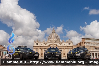 Alfa Romeo Nuova Giulia
Guardia di Finanza
Allestimento FCA
GdiF 421 BQ
Parole chiave: Alfa_Romeo Nuova_Giulia GdiF421BQ