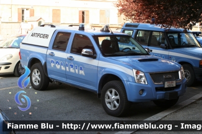 Isuzu D-Max I serie restyle
Polizia di Stato
Nucleo Artificieri
POLIZIA H2974
Parole chiave: Isuzu D-Max_Iserie_restyle POLIZIAH2974