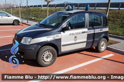 Fiat Nuova Panda 4x4 I serie
Corpo Polizia Muncipale di Trento - Monte Bondone
Parole chiave: Fiat Nuova_Panda_4x4_Iserie