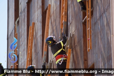 Giuramento Allievi
Vigili del Fuoco
Giuramento 77° e 78° Corso Allievi 2016
Scuole Centrali Antincendi
Parole chiave: Giuramento Allievi