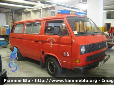 Volkswagen Transporter T3
Vigili del Fuoco
Unione Distrettuale di Fondo
Corpo Volontario di Fondo (TN)
allestimento Brandshutz
VF E94 TN
Parole chiave: Volkswagen Transporter_T3 VFE94TN