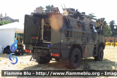 Iveco VTMM
Esercito Italiano
Artificieri dell'Esercito
Prototipo
Parole chiave: Iveco VTMM