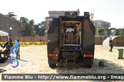 Iveco VTMM
Esercito Italiano
Artificieri dell'Esercito
Prototipo
Parole chiave: Iveco VTMM