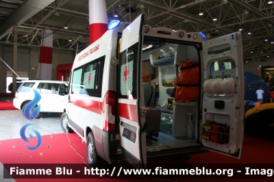 Fiat Ducato X290
Croce Rossa Italiana
Comitato Provinciale di Roma
allestimento Bollanti
in esposizione a
Emergency Expo 2015
Parole chiave: Fiat Ducato_X290 emergency_expo_2015