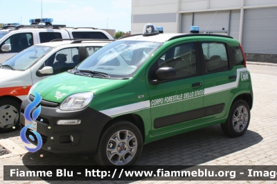 Fiat Nuova Panda 4x4 II serie
Corpo Forestale dello Stato
CFS 183 AG
Parole chiave: Fiat Nuova_Panda_4x4_IIserie CFS183AG emergency_expo_2015