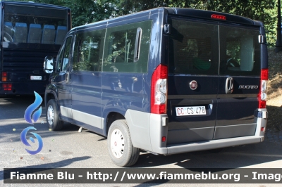 Fiat Ducato X250
Carabinieri
CC CS 478
Parole chiave: Fiat Ducato_X250 CCCS478 festa_della_repubblica_2011