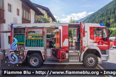 Man LE 280 B
Vigili del Fuoco
Distretto della Val Di Sole
Corpo Volontario di Pejo (TN)
VF 9C5 TN
Parole chiave: Man LE_280_B VF9C5TN