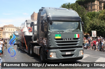 Iveco Stralis AS440S50 II serie
Guardia di Finanza
GdiF 927 BB
Parole chiave: Iveco Stralis_AS440S50_IIserie GdiF927BB Festa_della_Repubblica_2011