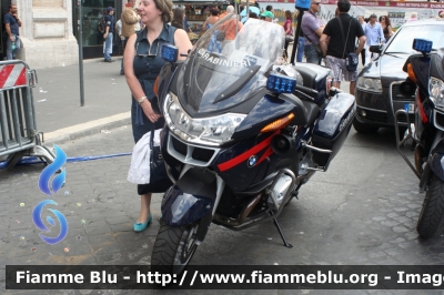 Bmw R1200RT III serie
Carabinieri
Polizia Militare presso l'Esercito
EI A 2376
Parole chiave: Bmw R1200RT_IIIserie EIA2376 Festa_della_Repubblica_2011