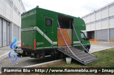 Iveco Daily IV serie
Corpo Forestale dello Stato
Reparto a Cavallo
CFS 891 AE
in esposizione a 
Emergency Expo 2015
Parole chiave: Iveco Daily_IVserie CFS891AE emergency_expo_2015