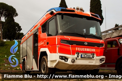 Rosenbauer RTX
Bundesrepublik Deutschland - Germany - Germania
Berliner Feuerwehr
Parole chiave: Rosenbauer RTX