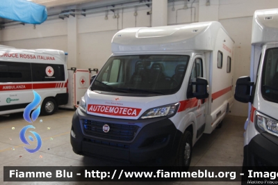 Fiat Ducato X290
Croce Rossa Italiana
C.O.N.E.
Centro Operativo Nazionale Emergenze
allestito Mastervan
* in attesa di assegnazione *
Parole chiave: Fiat Ducato_X290