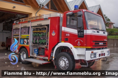 Iveco EuroCargo 135E23 4x4 I serie
Vigili del Fuoco
Unione distrettuale di Cles
Corpo Volontario di Coredo (TN)
allestito Fulmix
VF E57 TN
Parole chiave: Iveco EuroCargo_135E23_4x4_Iserie VFE57TN