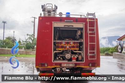 Iveco EuroCargo 135E23 4x4 I serie
Vigili del Fuoco
Unione distrettuale di Cles
Corpo Volontario di Coredo (TN)
allestito Fulmix
VF E57 TN
Parole chiave: Iveco EuroCargo_135E23_4x4_Iserie VFE57TN