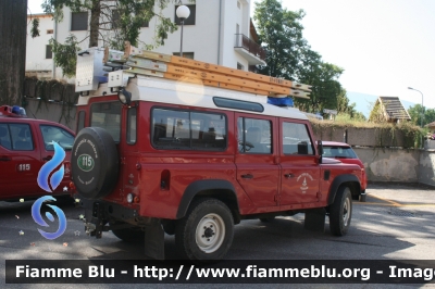 Land Rover Defender 110
Vigili del Fuoco
Unione Distrettuale di Fondo 
Corpo Volontario di Fondo (TN)
VF 3D5 TN
Parole chiave: Land-Rover Defender_110 VF3D5TN