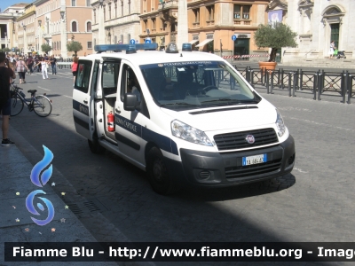 Fiat Scudo IV serie
Polizia Roma Capitale
POLIZIA LOCALE YA 684 AD
Parole chiave: Fiat Scudo_IVserie PLYA684AD