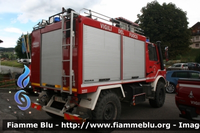 Mercedes-Benz Unimog U1450
Vigili del Fuoco
Unione Distrettuale di Fondo
Corpo Volontario di Sarnonico-Seio (TN)
allestimento Iveco-Magirus
VF F69 TN
Parole chiave: Mercedes-Benz Unimog_U1450 VFF69TN