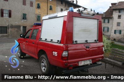 Mitsubishi L200 III serie
Vigili del Fuoco
Unione Distrettuale di Fondo
Corpo Volontario di Sarnonico-Seio (TN)
VF Z17 TN
Parole chiave: Mitsubishi L200_IIIserie VFZ17TN