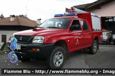 Mitsubishi L200 III serie
Vigili del Fuoco
Unione Distrettuale di Fondo
Corpo Volontario di Sarnonico-Seio (TN)
VF Z17 TN
Parole chiave: Mitsubishi L200_IIIserie VFZ17TN