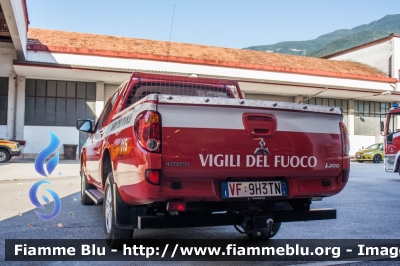 Mitsubishi L200 IV serie
Vigili del Fuoco
Distretto della Vallagarina
Corpo Volontario di Avio
VF 9H3 TN
Parole chiave: Mitsubishi L200_IV_serie VF9H3TN