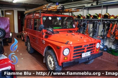 Fiat Campagnola II serie
Vigili del Fuoco
Distretto di Trento
Corpo Volontario di Giovo (TN)
VF B25 TN
Parole chiave: Fiat Campagnola_II_serie VFB25TN