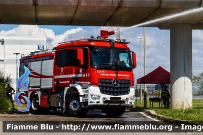 Mercedes-Benz Arocs 1832
Vigili del Fuoco
Corpo Permanente di Aosta
AutoPompaSerbatoio allestimento BAI
Parole chiave: Mercedes-Benz Arocs_1832