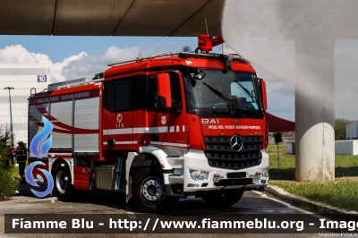 Mercedes-Benz Arocs 1832
Vigili del Fuoco
Corpo Permanente di Aosta
AutoPompaSerbatoio allestimento BAI
Parole chiave: Mercedes-Benz Arocs_1832