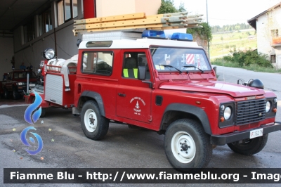 Land Rover Defender 90
Vigili del Fuoco
Distretto di Fondo
Corpo Volonatrio di Castelfondo (TN)
VF 1E2 TN
Parole chiave: Land_Rover Defender90 VF1E2TN