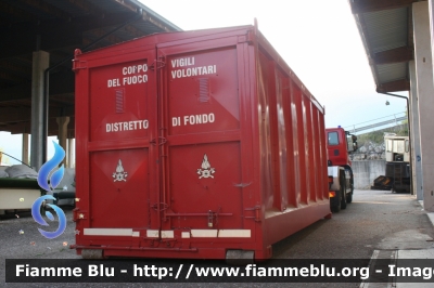 Container Puntellamenti
Vigili del Fuoco
Unione Distrettuale di Fondo (TN)
container allestito in proprio
dal distretto
