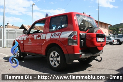 Mitsubishi Pajero Swb IV serie
Vigili del Fuoco
Unione Distrettuale di Trento
Corpo Volontario di Sopramonte (TN)
VF 7H0 TN
Parole chiave: Mitsubishi Pajero_Swb_IVserie VF7H0TN