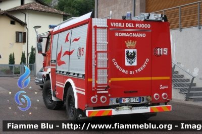 Mercedes-Benz Unimog U20
Vigili del Fuoco
Distretto di Trento
Corpo Volontario di Romagnano (TN)
allestimento Rosenbauer-Brandshutz
VF 9H5 TN
Parole chiave: Mercedes-Benz Unimog_U20 VF9H5TN