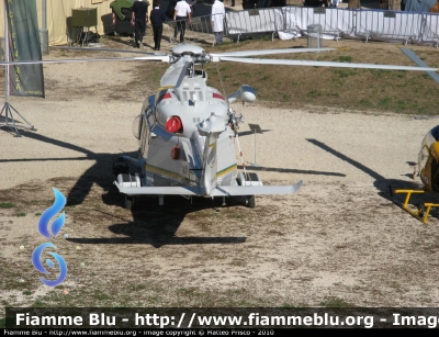 Agusta Westland AW139
Guardia di Finanza
" Volpe 301 "

Parole chiave: agusta_westland aw139 volpe301