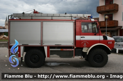 Mercedes-Benz Unimog U1650
Vigili del Fuoco
Unione Distrettuale di Fondo
Corpo Volontario di Romeno (TN)
VF D87 TN
Parole chiave: Mercedes-Benz Unimog_U1650 VFD87TN