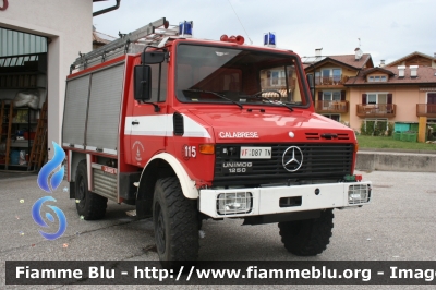 Mercedes-Benz Unimog U1650
Vigili del Fuoco
Unione Distrettuale di Fondo
Corpo Volontario di Romeno (TN)
VF D87 TN
Parole chiave: Mercedes-Benz Unimog_U1650 VFD87TN