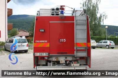 Mercedes-Benz Unimog U1650
Vigili del Fuoco
Unione Distrettuale di Fondo
Corpo Volontario di Romeno (TN)
VF D87 TN
Parole chiave: Mercedes-Benz Unimog_U1650 VFD87TN