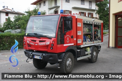 Bucher BU200 4X4
Vigili del Fuoco
Unione Distrettuale di Fondo
Corpo Volontario di Dambel (TN)
VF 5H7 TN
Parole chiave: Bucher BU200_4X4 VF5H7TN