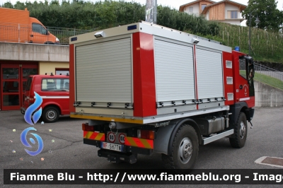 Bucher BU200 4X4
Vigili del Fuoco
Unione Distrettuale di Fondo
Corpo Volontario di Dambel (TN)
VF 5H7 TN
Parole chiave: Bucher BU200_4X4 VF5H7TN