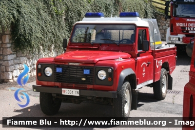 Land-Rover Defender 110
Vigili del Fuoco
Unione Distrettuale di Fondo
Corpo Volontario di Ruffrè Mendola (TN)
VF K56 TN
Parole chiave: Land-Rover Defender_110 VFK56TN