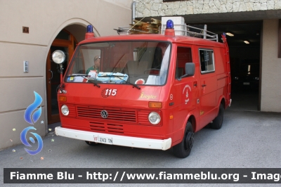 Volkswagen LT I serie
Vigili del Fuoco
Unione Distrettuale di Fondo
Corpo Volontario di Amblar (TN)
un tempo in forza al Corpo Vigili del Fuoco Volontari di San Valentino in Campo/Gummer comune di Cornedo all'Isarco/Karneid (BZ)
Allestito Ziegler
VF Z43 TN
Parole chiave: Volkswagen LT_Iserie VFZ43TN