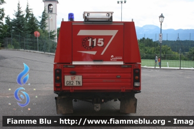 Land Rover Defender 130
Vigili del Fuoco
Unione Distrettuale di Fondo
Corpo Volontario di Don (TN)
Allestimento Brandshutz
VF G82 TN
Parole chiave: Land_Rover Defender_130 VFG82TN