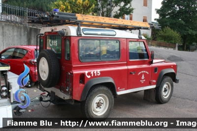 Land Rover Defender 90
Vigili del Fuoco
Unione Distrettuale di Fondo
Corpo Volontario di Don (TN)
Allestimento Brandshutz
VF G73 TN
Parole chiave: Land_Rover Defender_90 VFG73TN