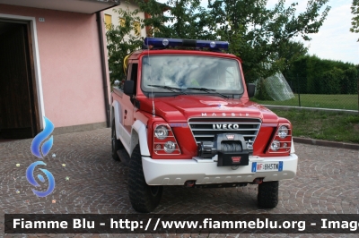 Iveco Massif
Vigili del Fuoco
Distretto di Fondo
Corpo Volonatrio di Malgolo (TN)
Allestimento Iveco Magirus
VF 8H3 TN
Parole chiave: Iveco Massif VF8H3TN