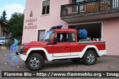 Iveco Massif
Vigili del Fuoco
Distretto di Fondo
Corpo Volonatrio di Malgolo (TN)
Allestimento Iveco Magirus
VF 8H3 TN
Parole chiave: Iveco Massif VF8H3TN