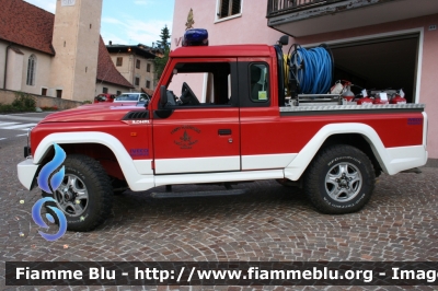 Iveco Massif
Vigili del Fuoco
Distretto di Fondo
Corpo Volonatrio di Malgolo (TN)
Allestimento Iveco Magirus
VF 8H3 TN
Parole chiave: Iveco Massif VF8H3TN