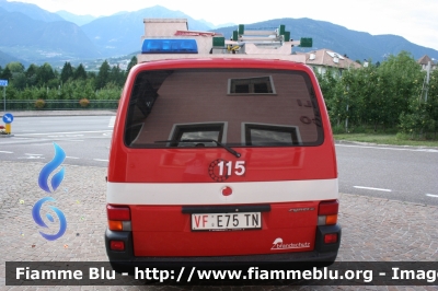 Volkswagen Transporter T4 Syncro
Vigili del Fuoco
Distretto di Fondo
Corpo Volonatrio di Malgolo (TN)
Allestimento Brandshutz
VF E75 TN
Parole chiave: Volkswagen Transporter_T4_Syncro VFE75TN