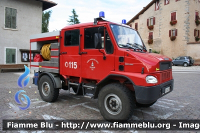 Bremach Job GR 3.5 4x4
Vigili del Fuoco
Distretto di Fondo
Corpo Volonatrio di Casez (TN)
Allestimento Fulmix
VF 4A2 TN
Parole chiave: Bremach Job_GR_3.5_4x4 VF4A2TN