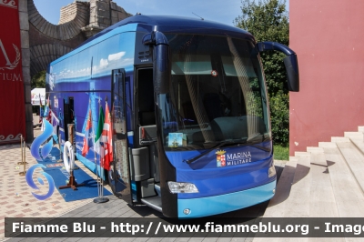 Irisbus Domino Hdh
Marina Militare Italiana
Centro Mobile Informativo
MM BK 932
Parole chiave: Irisbus_Domino Hdh MMBK932