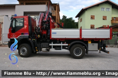 Iveco Trakker 4x4 II serie
Vigili del Fuoco
Unione Distrettuale di Fondo
Distaccata al Corpo Volontario di Ronzone (TN)
Allestimento Iveco-Magirus
VF 5K7 TN
Parole chiave: Iveco Trakker_4x4_IIserie VF5K7TN