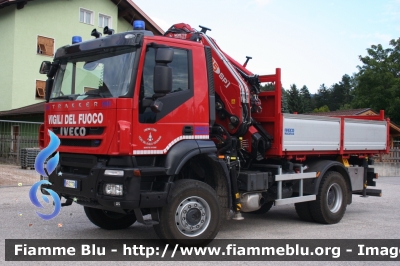 Iveco Trakker 4x4 II serie
Vigili del Fuoco
Unione Distrettuale di Fondo
Distaccata al Corpo Volontario di Ronzone (TN)
Allestimento Iveco-Magirus
VF 5K7 TN
Parole chiave: Iveco Trakker_4x4_IIserie VF5K7TN